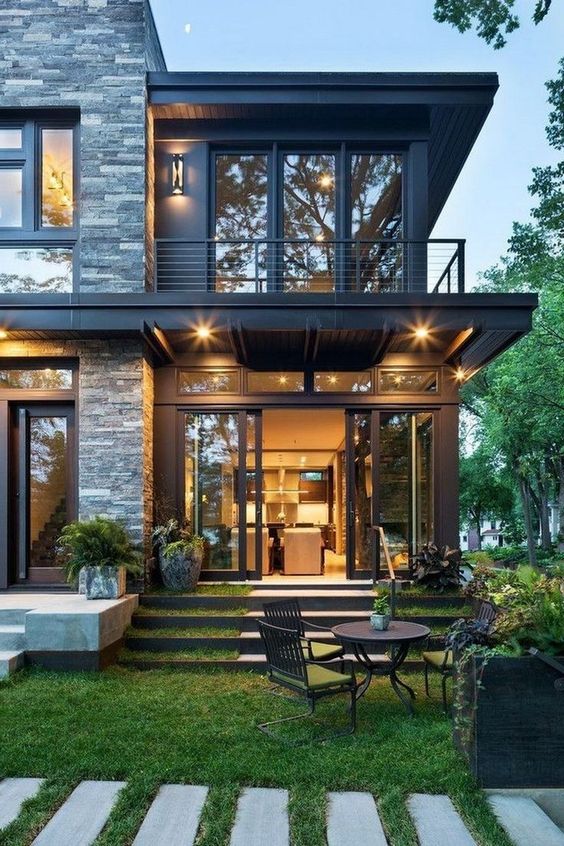 10kWh backup power for your 4 bedroom apartment